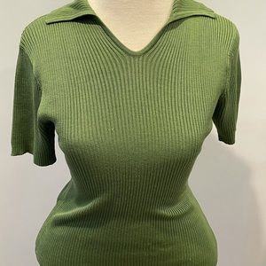 Banana Republic V-Neck Shirt